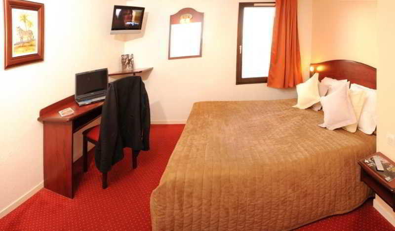 Brit Hotel Arras Exterior foto